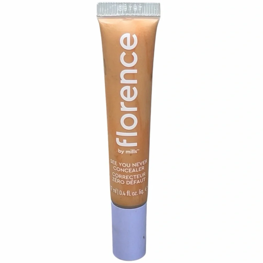 3/$20💗 Florence by Mills See You Never Concealer M095 (Medium)